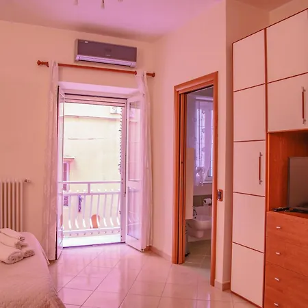 Moderne Deco * ガエータ