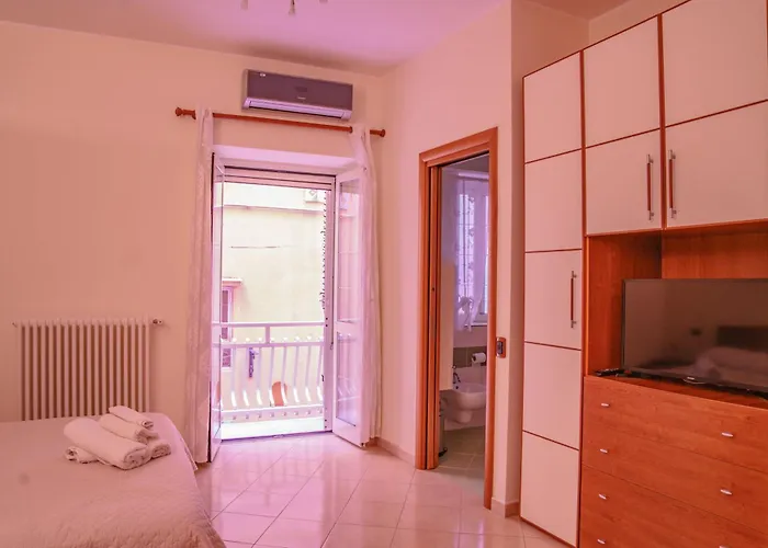 Moderne Deco * Γκαέτα